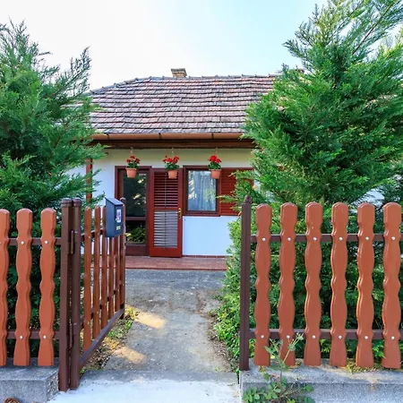 Holiday home Aranyrozsa Porta *